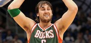 Andrew_Bogut_Bucks_2011_1