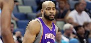 Vince_Carter_Suns_2011_1