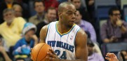 Carl_Landry_Hornets_2012_3