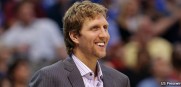 Dirk_Nowitzki_Mavericks_2013_Injured