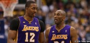 DwightHoward_KobeBryant_Lakers_2013_USAT1